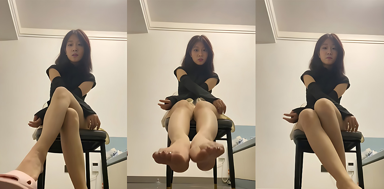 廊坊交大小美女【顾朵】拍淫片捞金梦破碎，遭甜言利诱哄骗全裸露脸发骚，校园母狗耻辱