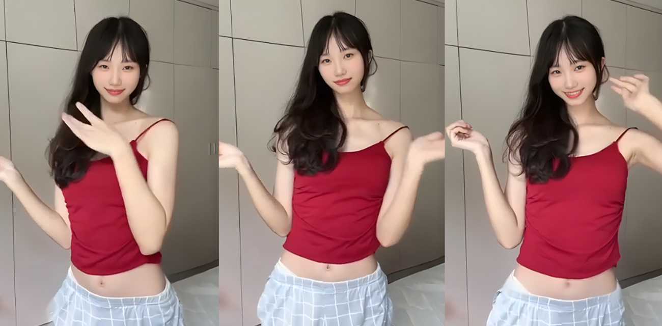甜妹网红【嘟媛】裸聊榜一大哥，漏奶自慰高清流出，掰穴扣逼玩得飞起