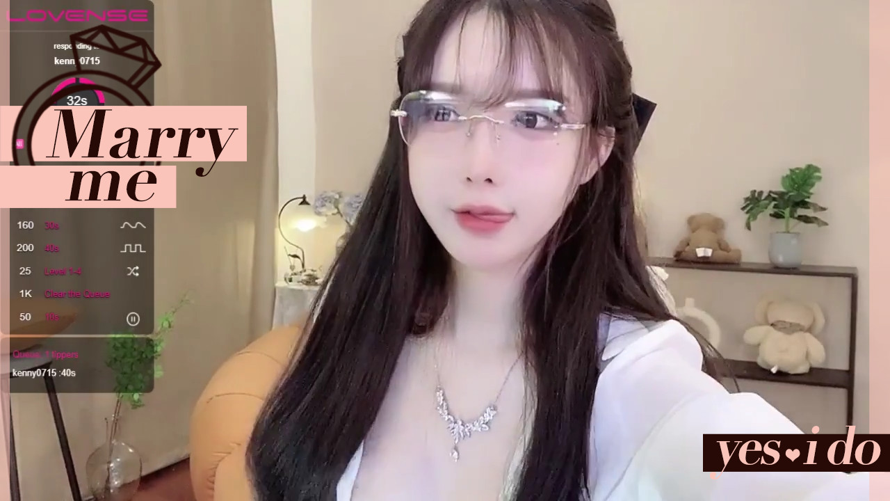 无敌甜美170CM高挑美腿女神【9分青春无敌甜美颜神】难得一次喷水！连续喷了4次，最后