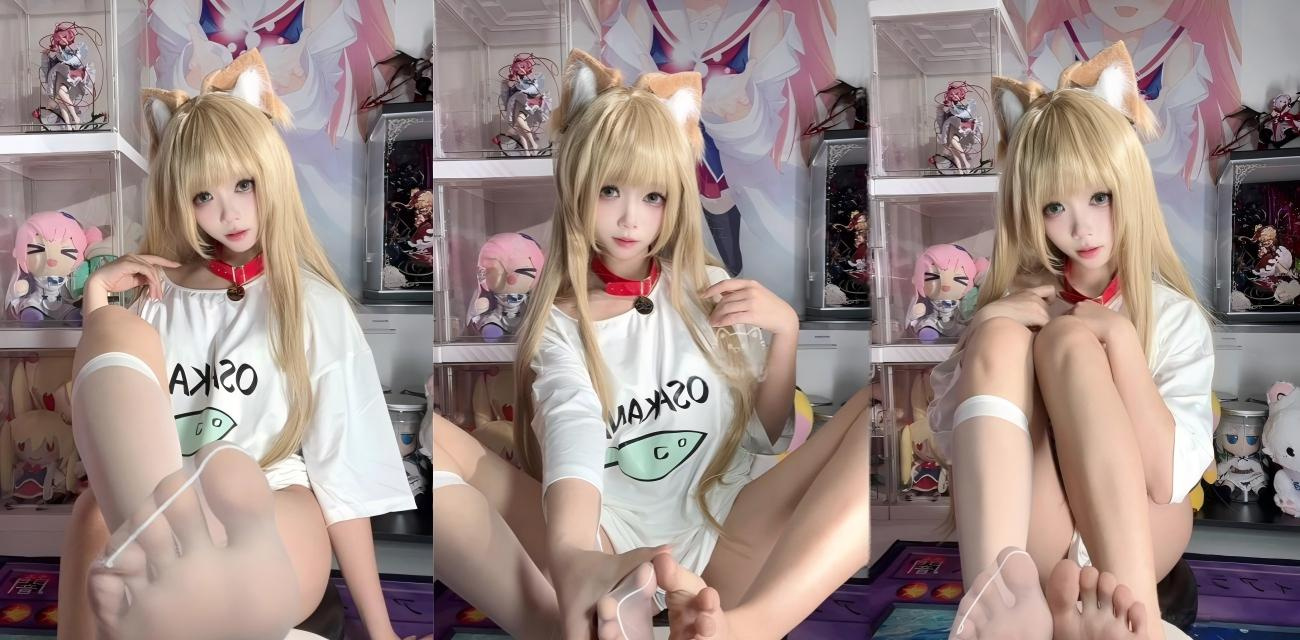 二次元福利姬【白栎Shirly】最新福利视频，反差萝莉美腿玉足模拟足交诱惑爆表足控党必